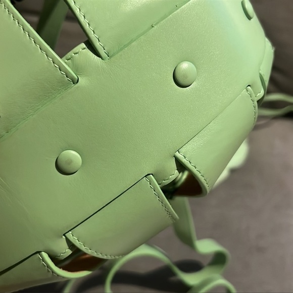 brand new bottega veneta the shell bag pistachio green leather - Picture 5 of 7